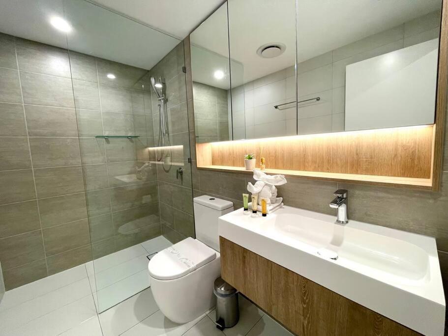 Stunning Riverview 1Bedroom Serviced Apt Гоулд Коуст Екстериор снимка